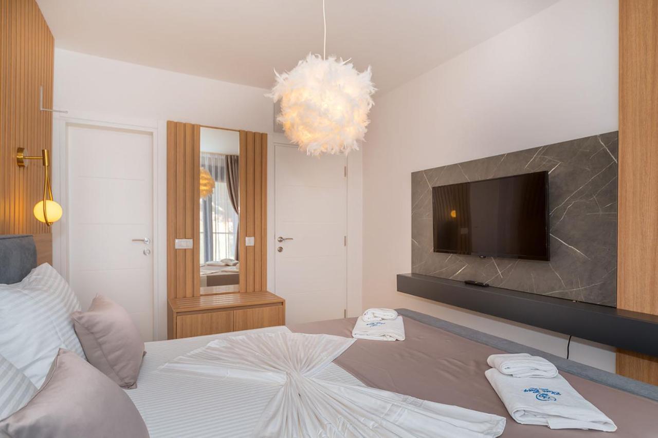 Villa Blue Bay Dobra Voda Bagian luar foto