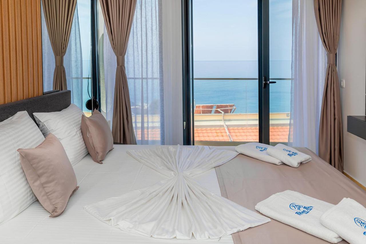 Villa Blue Bay Dobra Voda Bagian luar foto