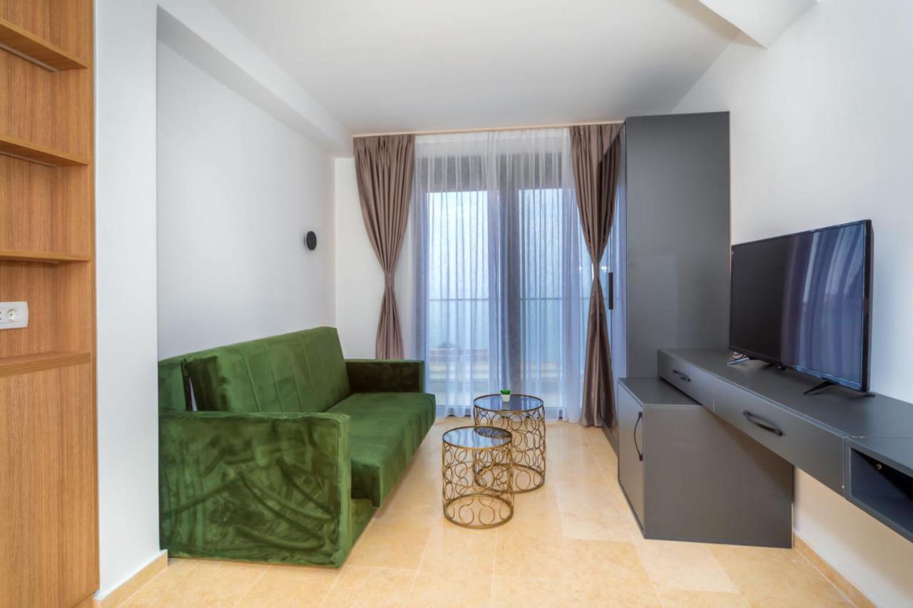 Villa Blue Bay Dobra Voda Bagian luar foto